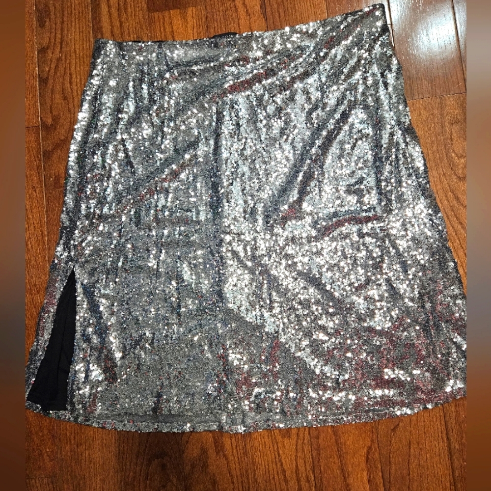 Sliver Sequin plus size mid skirt